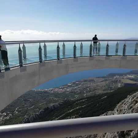 ゲストハウス Vinka