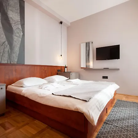 Vinka בית הארחה