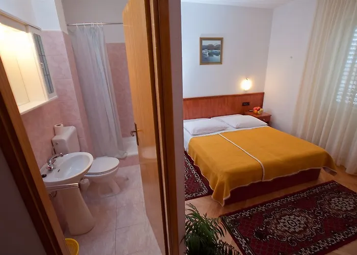 Vinka Casa de hóspedes 3*